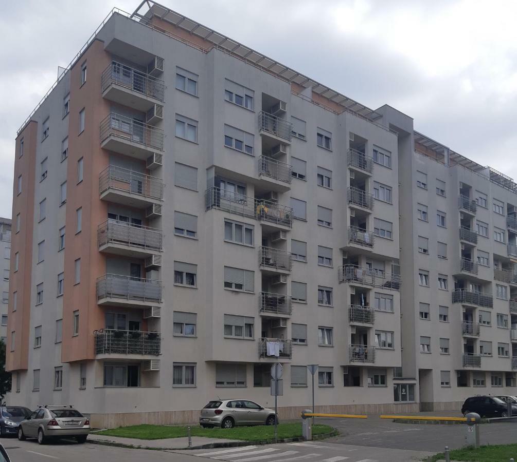 Apartment With Garage Lavici Zágráb Kültér fotó